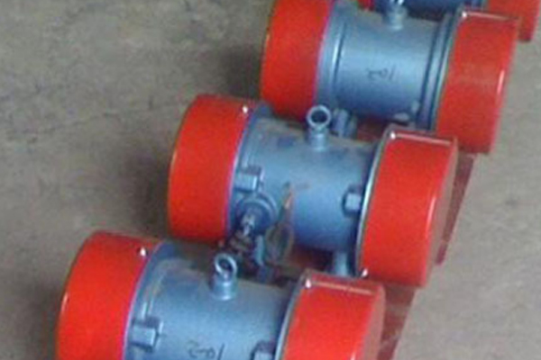 使用倉(cāng)壁振動(dòng)器需注意的事項(xiàng)，條條是經(jīng)驗(yàn)??！